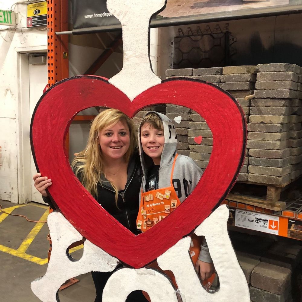 Meet your Posher, Laura